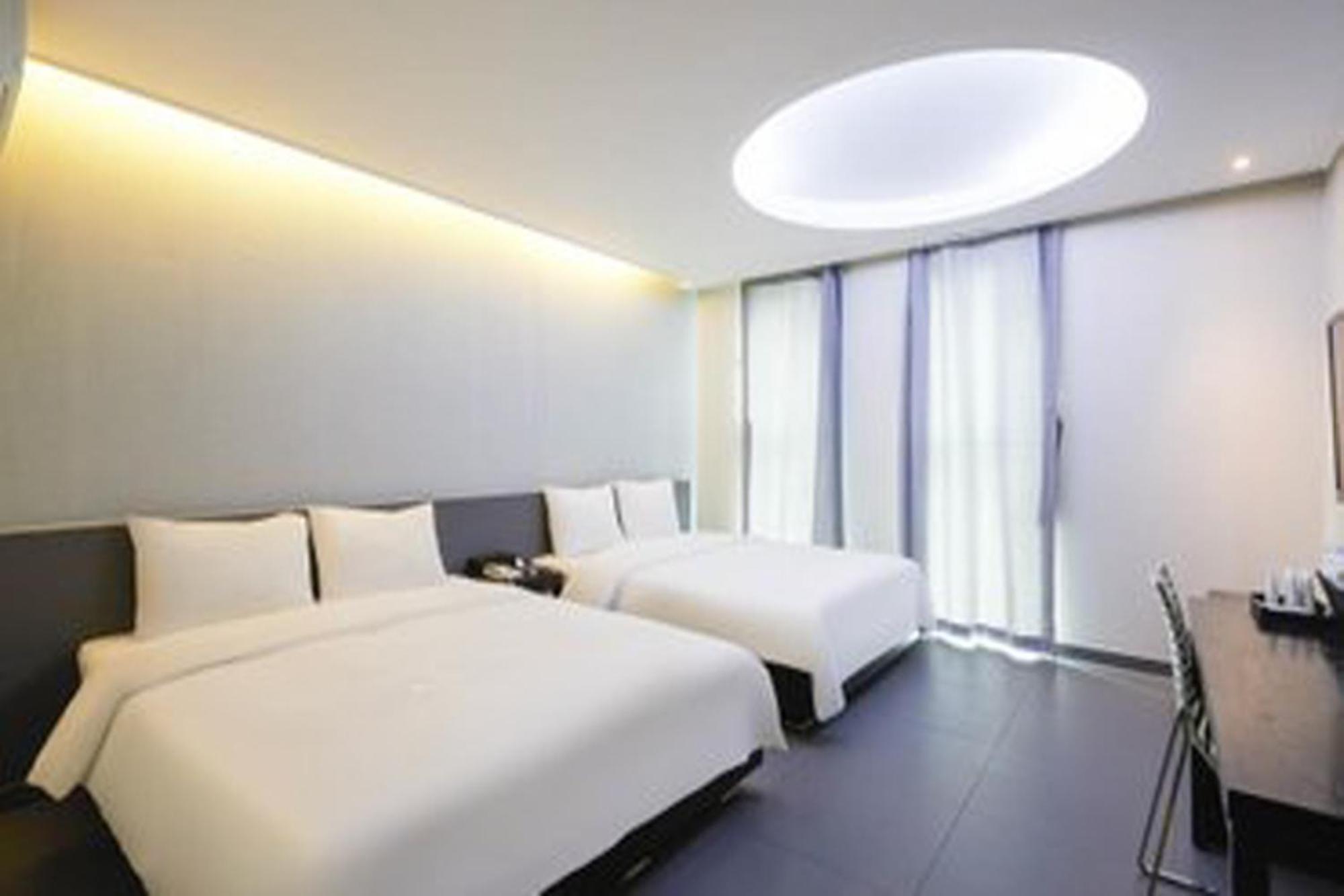 G Tourist Hotel Wolmido Incheon Exterior foto